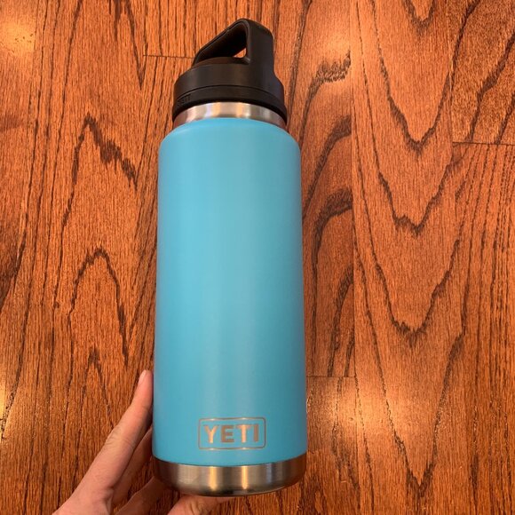 YETI 36 ounce oz. Water Bottle Rambler | Teal | Chug Cap - Picture 1 of 6